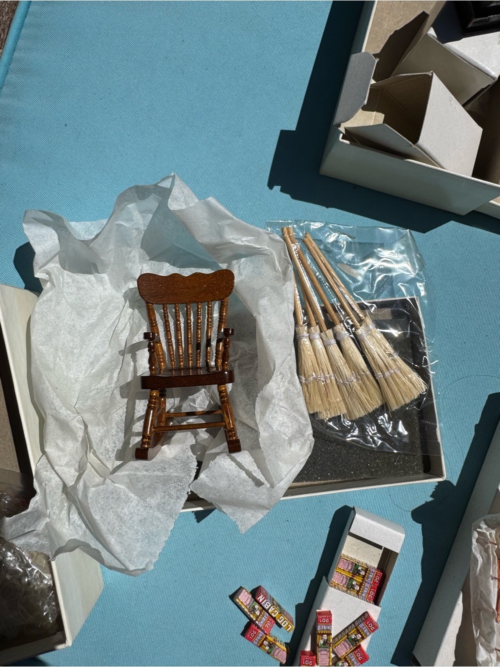 Franklin Mint Miniature Dollhouse Accessories Set - entire lot included in sale - Picture 12 of 16